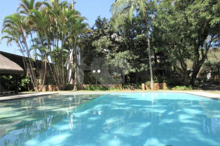 Casa à venda com 4 suítes no condomínio Jatoba, São Paulo - SP
