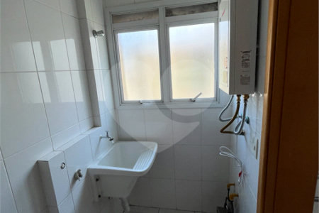 Apartamento para alugar com 3 quartos, sendo 1 suíte, em Vila Lusitânia, São Bernardo do Campo, SP