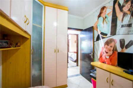 Apartamento à venda com 3 quartos, sendo 1 suíte, em Vila Assunção, Santo André, SP