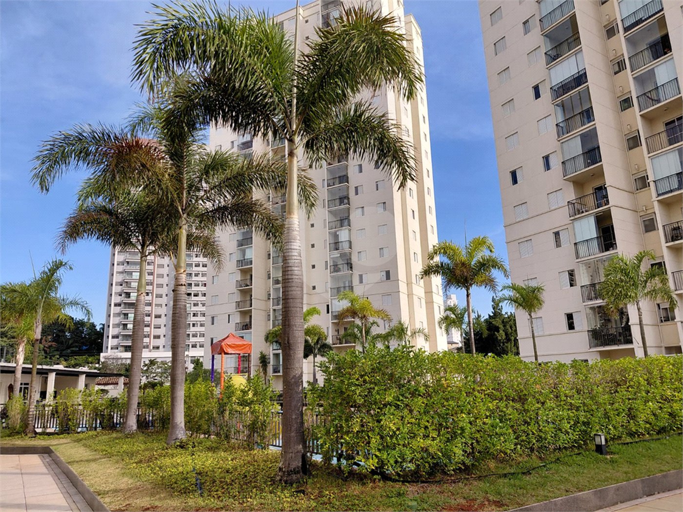 Apartamento à venda com 3 quartos, sendo 1 suíte, em Lapa, São Paulo, SP