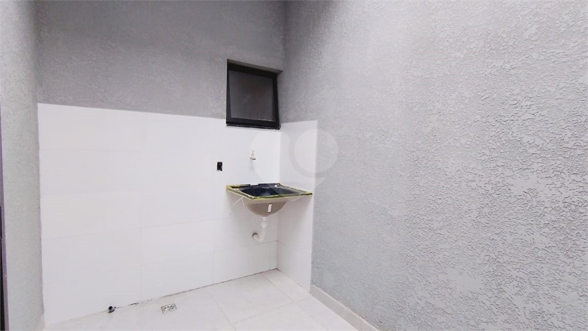 Casa de Vila à venda com 2 quartos em Jardim Jatobá, Sorocaba, SP