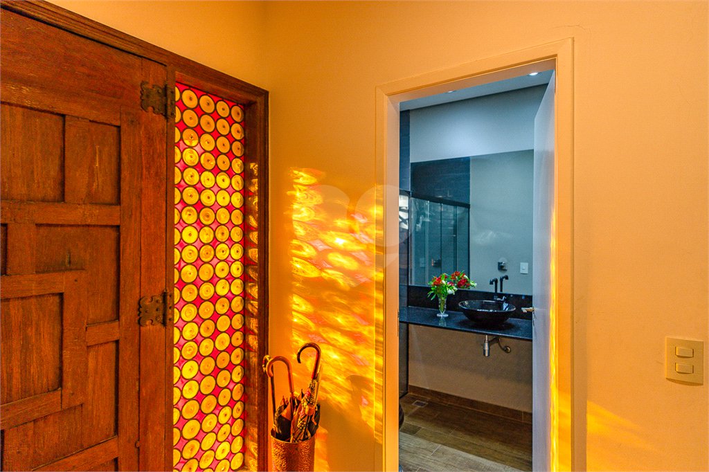 Casa Térrea à venda com 5 quartos, sendo 3 suítes, em Jardim Marajoara, São Paulo, SP