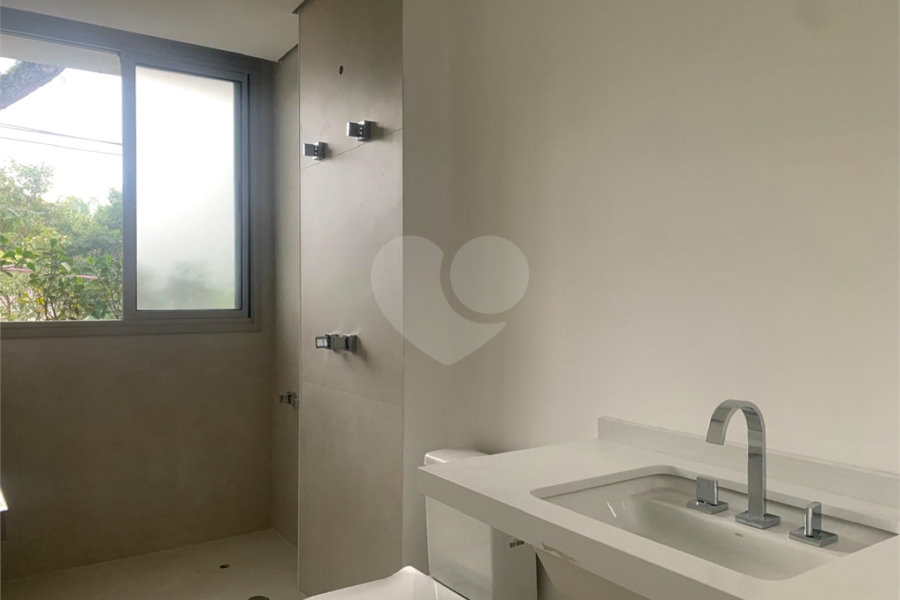 Apartamento à venda com 2 suítes em Alto de Pinheiros, São Paulo, SP
