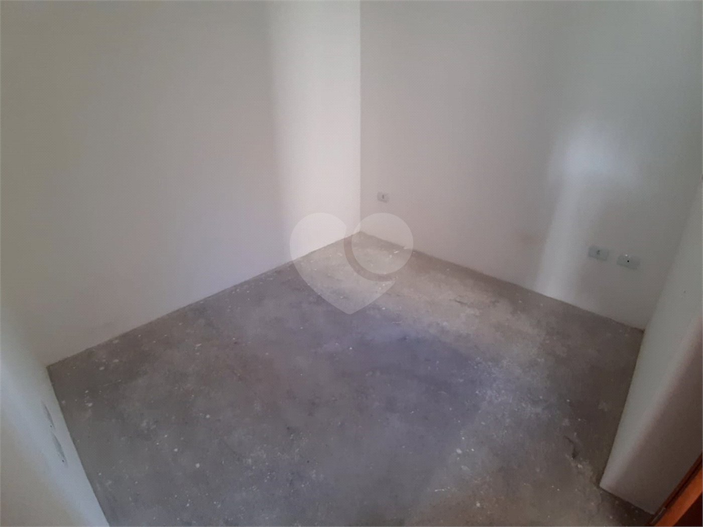 Casa para alugar com 3 quartos, sendo 1 suíte,  no condomínio Villagio DI Maria, São Paulo - SP