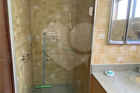 Sobrado à venda com 3 quartos, sendo 2 suítes,  em Jardim Brasil (zona Sul), São Paulo, SP