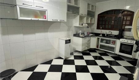 Sobrado à venda com 2 quartos, sendo 1 suíte,  em Vila Ré, São Paulo, SP