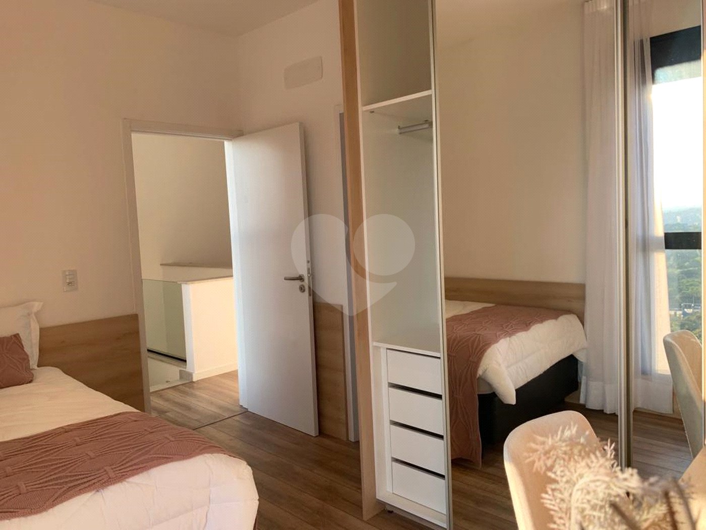 Casa à venda com 4 suítes no condomínio La Reserva Ii, Atibaia - SP