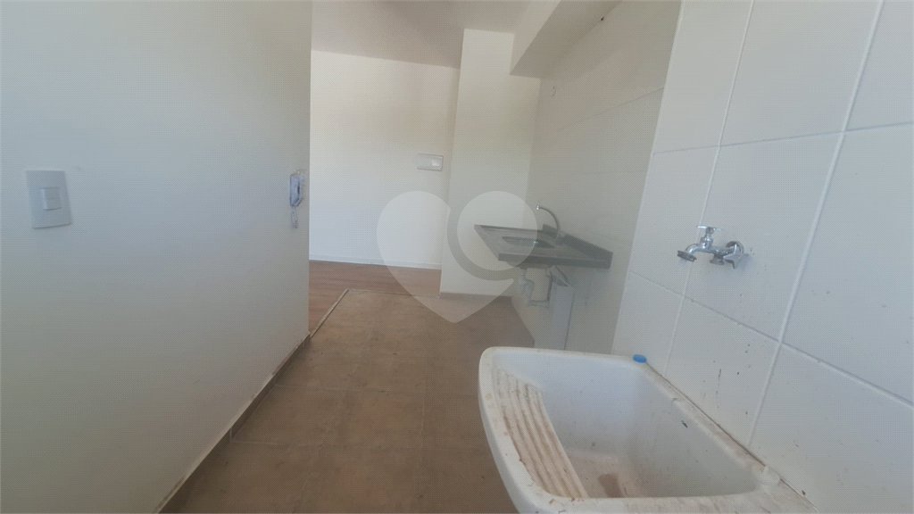 Apartamento à venda ou para alugar com 2 quartos, sendo 1 suíte, em Aparecidinha, Sorocaba, SP