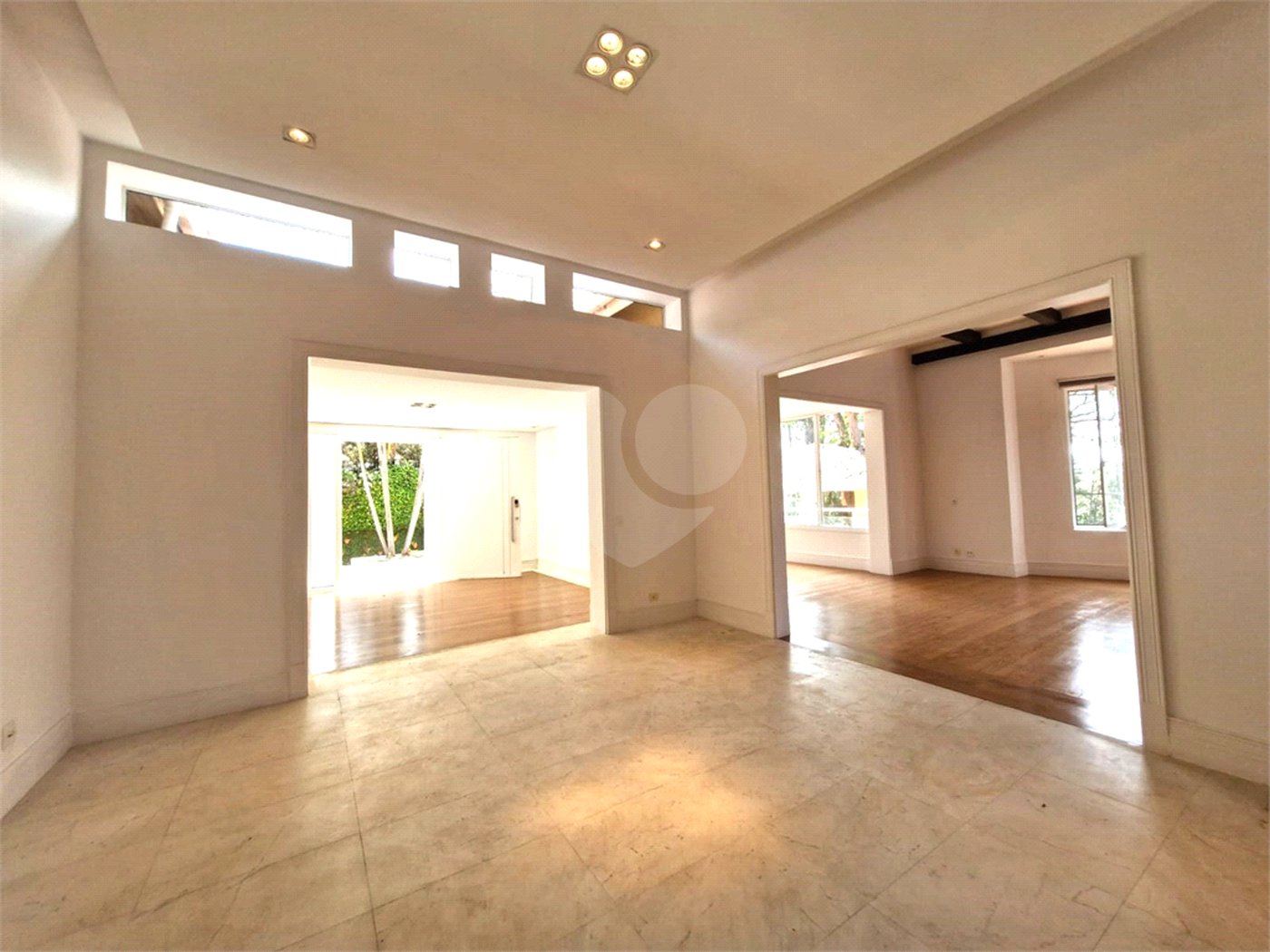 Casa à venda com 4 suítes no condomínio Chácara Flora, São Paulo - SP
