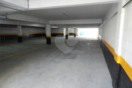Prédio à venda em Cambuci, São Paulo, SP