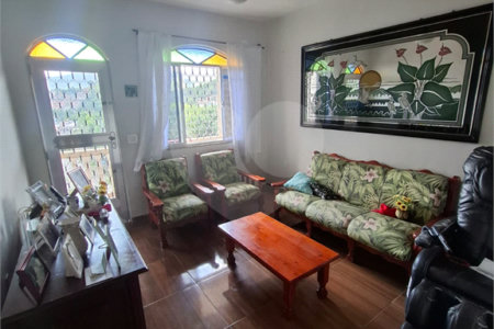 Casa à venda com 5 quartos em Santíssimo, Rio de Janeiro, RJ