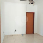 Casa térrea para venda, na cidade de Araraquara/SP.