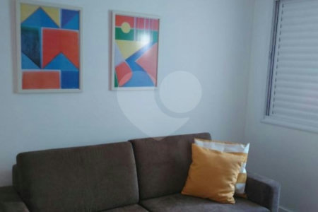 Casa à venda com 3 suítes em Jardim Jussara, São Paulo, SP