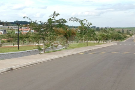 Terreno à venda em Parque Itapê, Itapetininga, SP