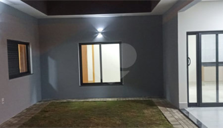 Casa à venda com 3 quartos, sendo 1 suíte,  no condomínio Lagos D´icaraí, Salto - SP