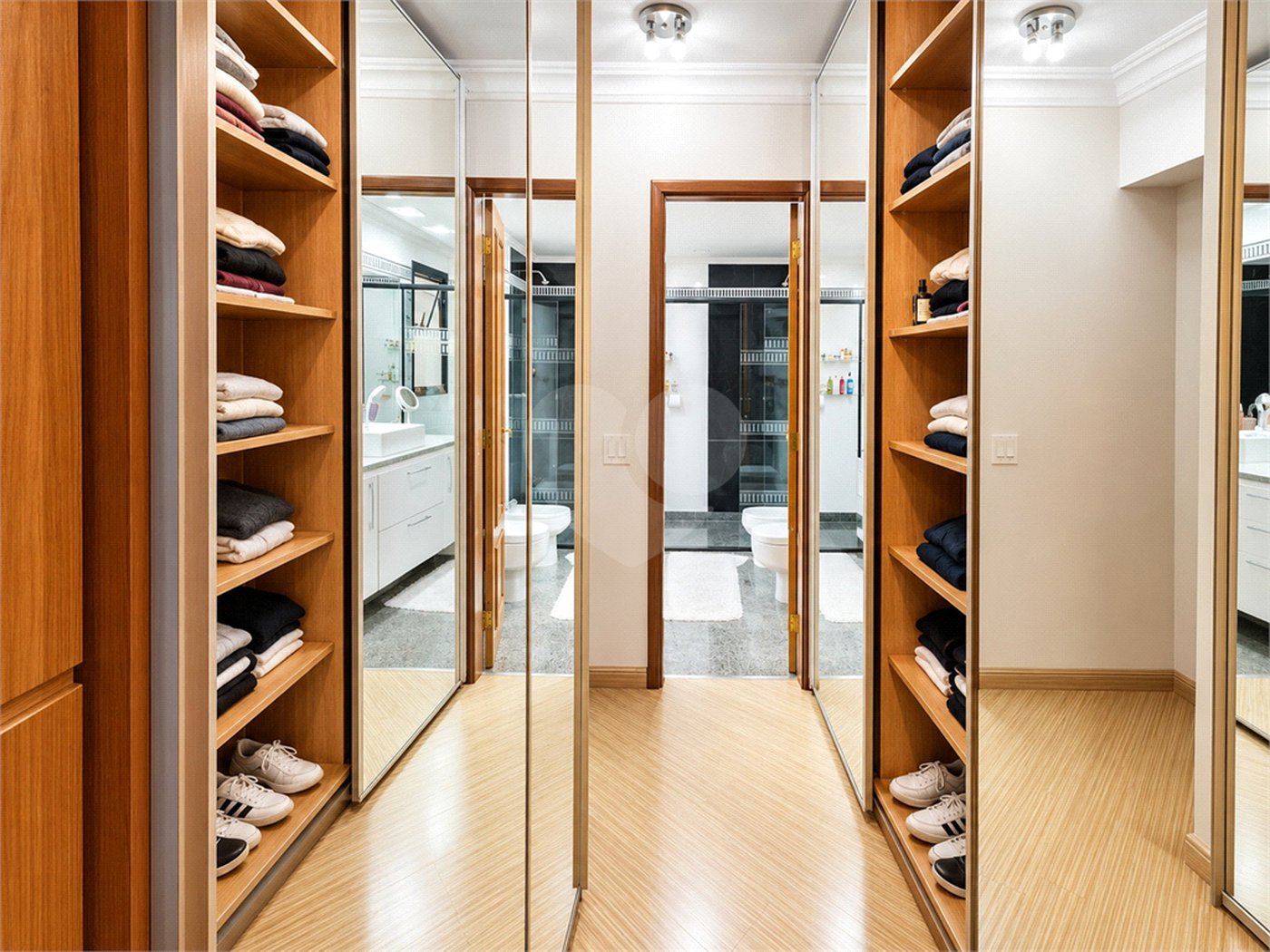 Apartamento à venda com 4 quartos, sendo 3 suítes, em Perdizes, São Paulo, SP