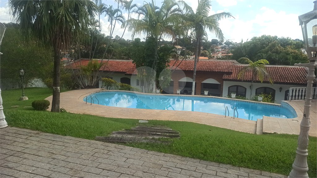 Casa à venda com 4 quartos, sendo 3 suítes, em Jardim Itaperi, Atibaia, SP