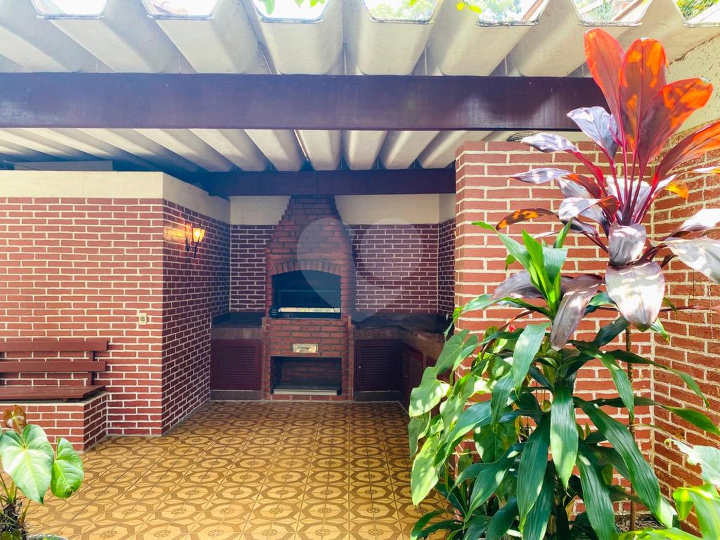 Casa à venda com 4 quartos, sendo 2 suítes, em Interlagos, São Paulo, SP