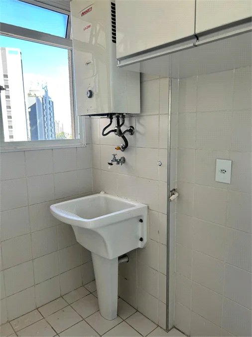 Apartamento à venda com 2 quartos, sendo 1 suíte,  em Vila Andrade, São Paulo, SP