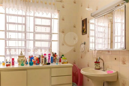 Sobrado à venda com 4 quartos em Aclimação, São Paulo, SP