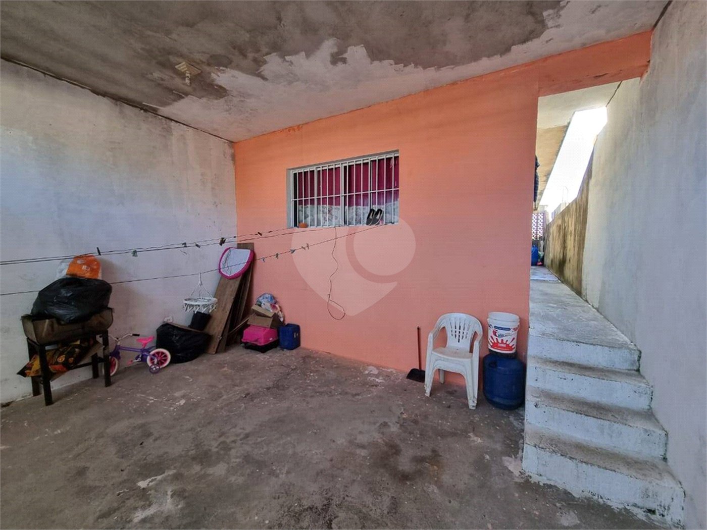 Casa à venda com 1 quarto em Jardim Varan, Suzano, SP