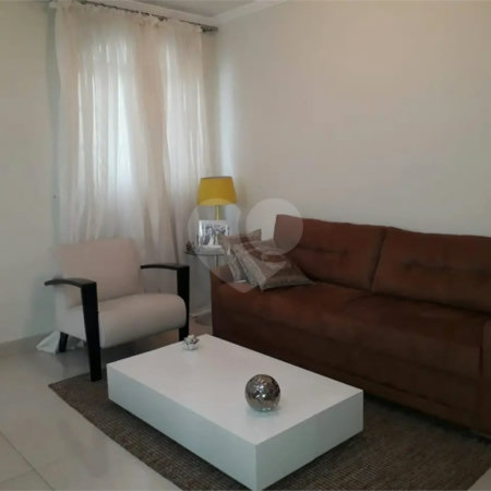 Sobrado à venda com 3 quartos, sendo 1 suíte, em Jardim das Vertentes, São Paulo, SP