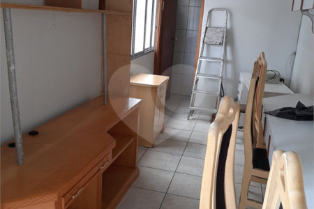 Sobrado à venda ou para alugar com 3 quartos, sendo 1 suíte, em Vila Paulista, São Paulo, SP