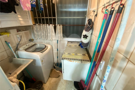 Apartamento à venda com 2 quartos em Cézar de Souza, Mogi das Cruzes, SP