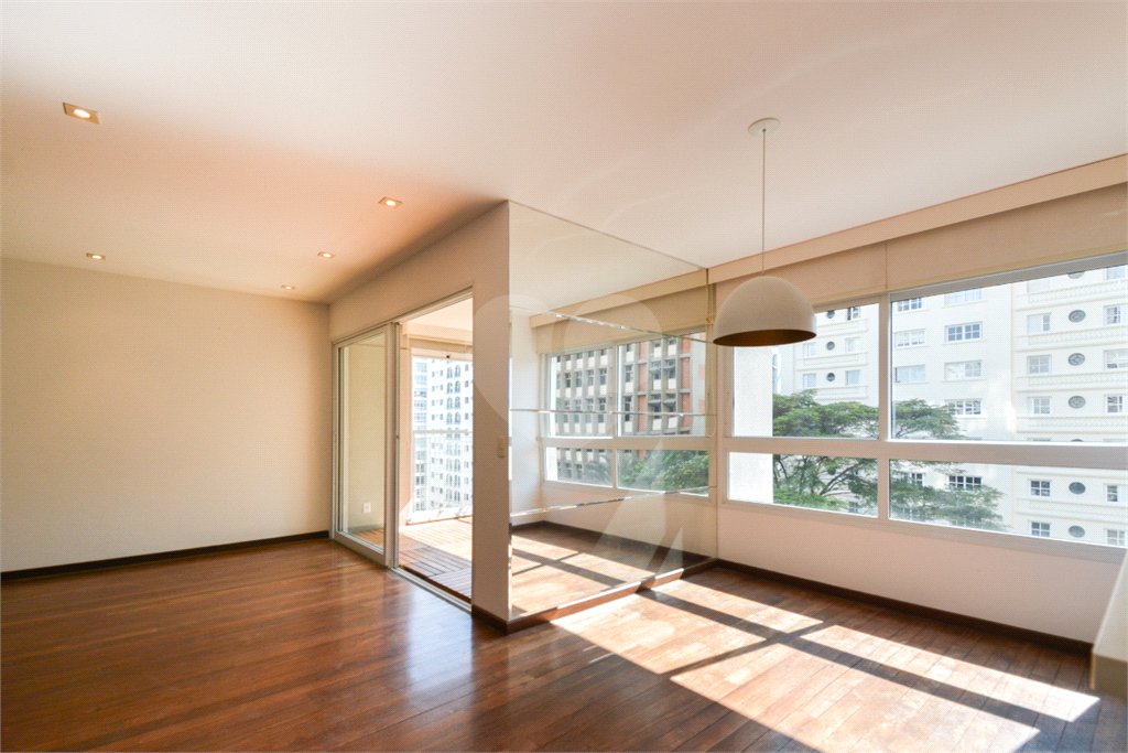 Duplex à venda com 3 suítes em Jardim Paulista, São Paulo, SP