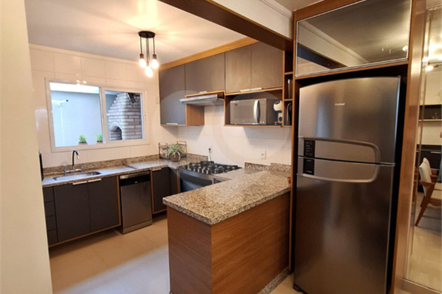Casa à venda com 3 quartos, sendo 1 suíte, no condomínio Res San Raphael, São Paulo - SP