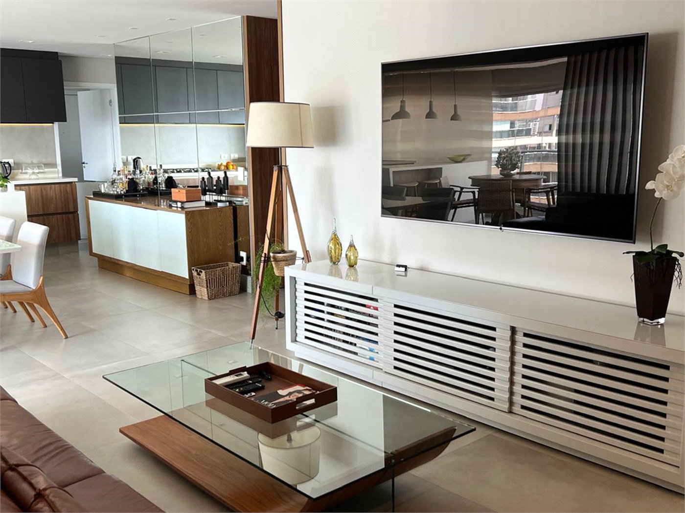 Apartamento à venda com 2 suítes em Vila Gertrudes, São Paulo, SP