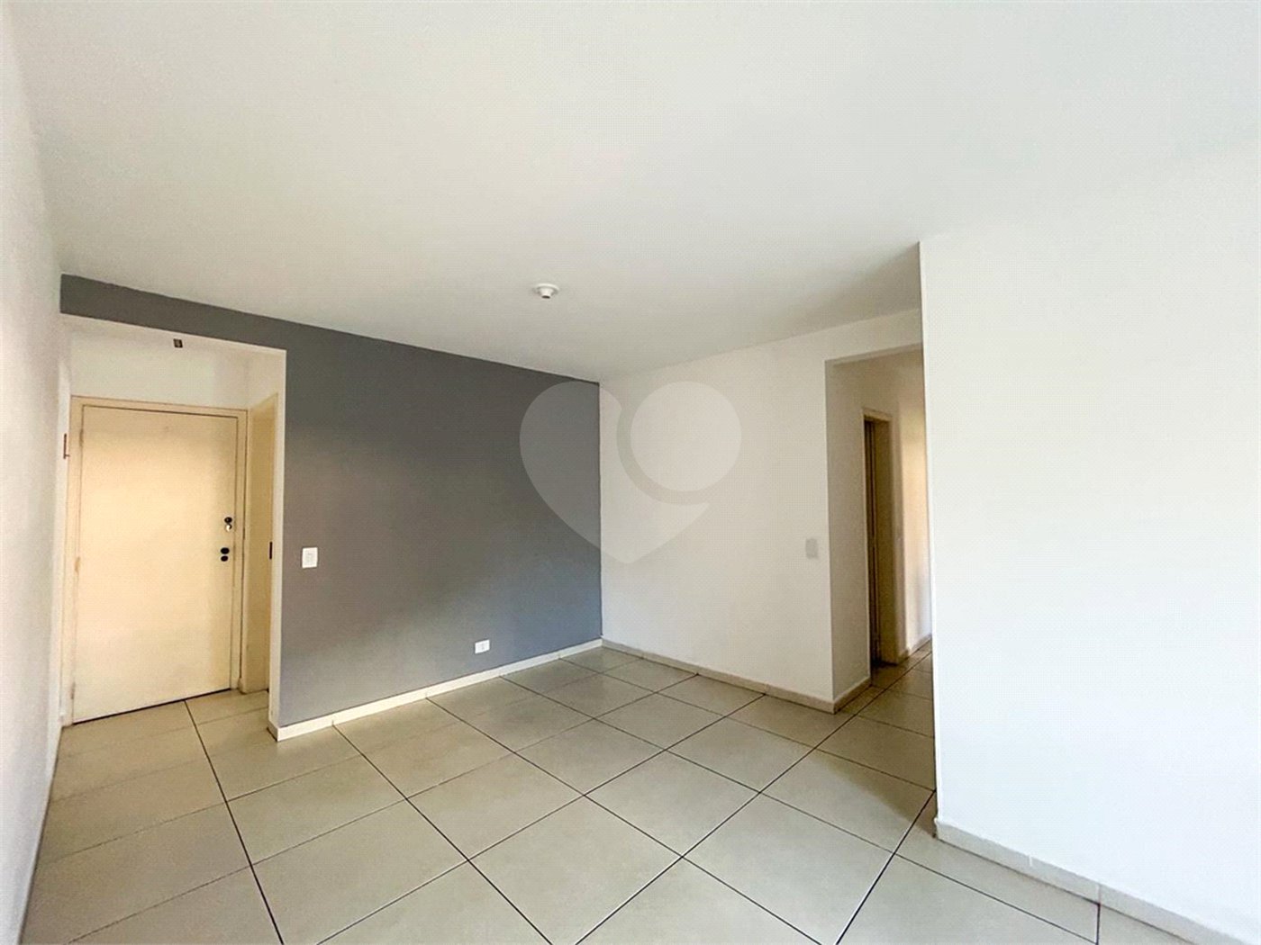 Apartamento à venda com 3 quartos, sendo 1 suíte,  em Planalto Paulista, São Paulo, SP