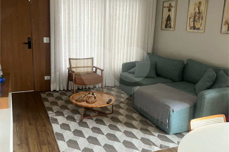 Sobrado à venda com 3 quartos, sendo 1 suíte,  em Vila Irmãos Arnoni, São Paulo, SP