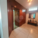 Casa à venda com 3 quartos, sendo 1 suíte, em Interlagos, São Paulo, SP