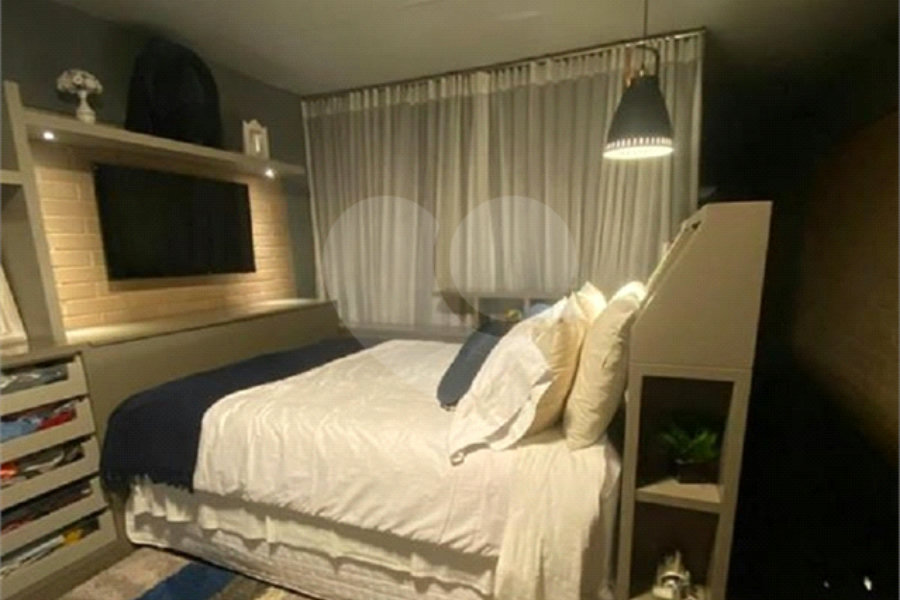 Sobrado à venda com 2 suítes em Vila Sabrina, São Paulo, SP