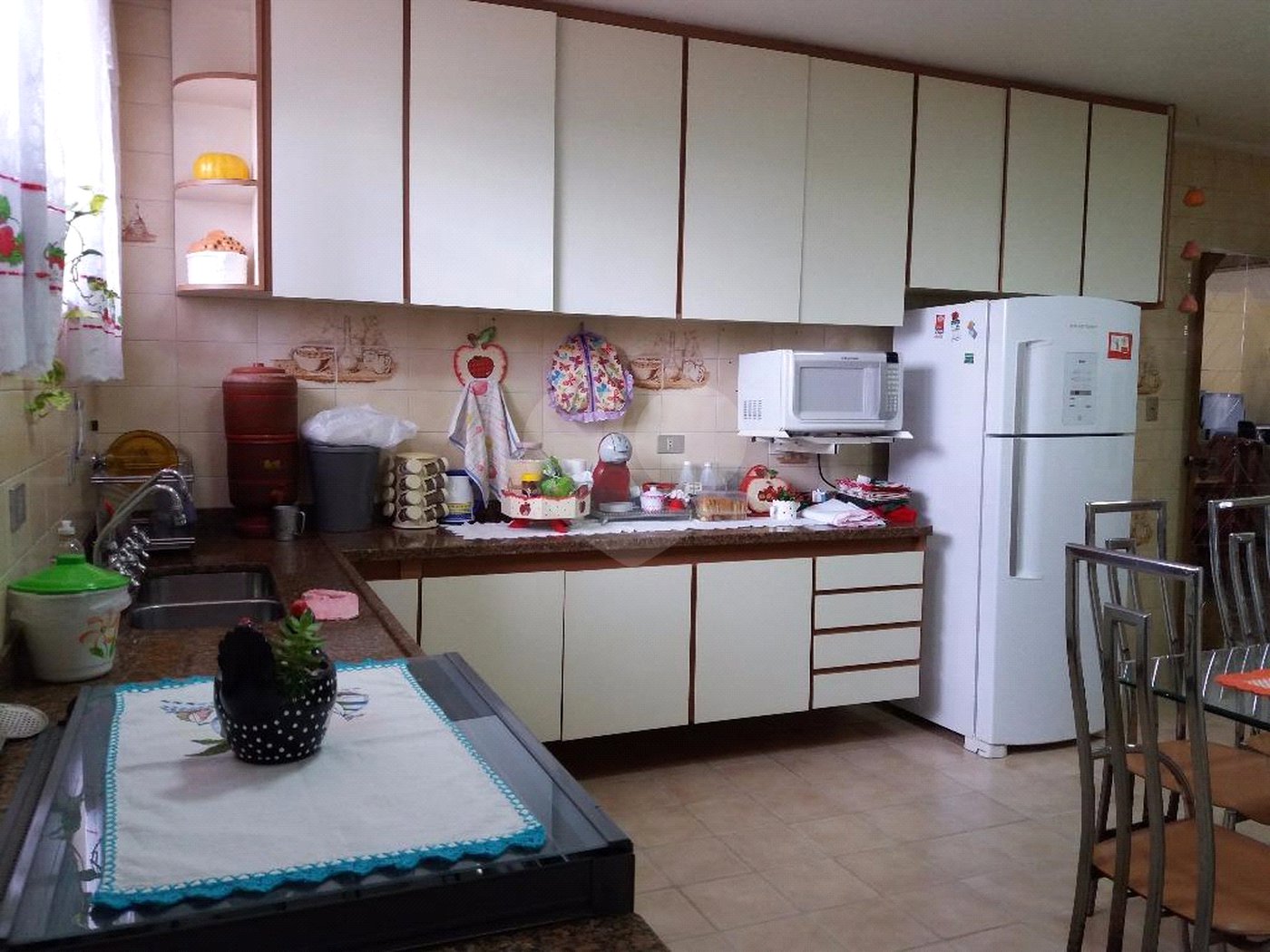 Sobrado à venda ou para alugar com 3 quartos, sendo 1 suíte, em Anália Franco, São Paulo, SP