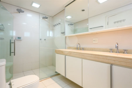 Apartamento à venda com 4 suítes,  em Jardim Paulistano, São Paulo, SP