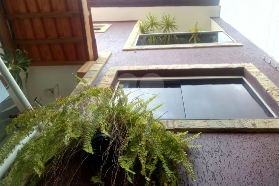 Sobrado à venda com 3 suítes em Itaquera, São Paulo, SP