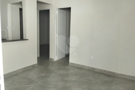 Casa à venda com 2 quartos em Jardim Roberto Selmi Dei, Araraquara, SP