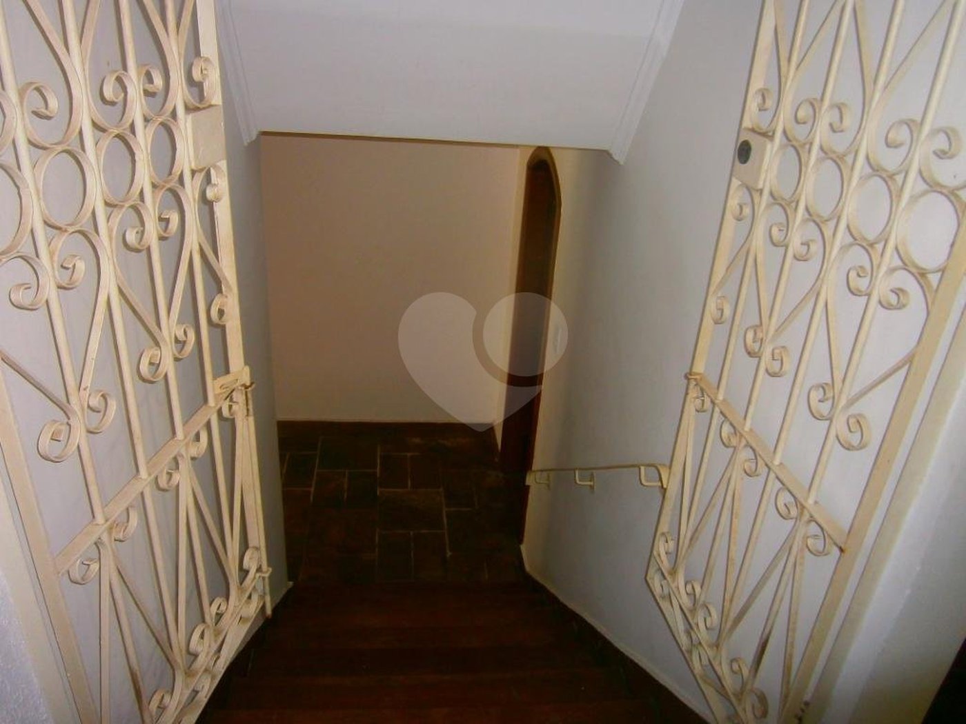 Casa à venda com 4 quartos, sendo 1 suíte, em Horto, São Paulo, SP
