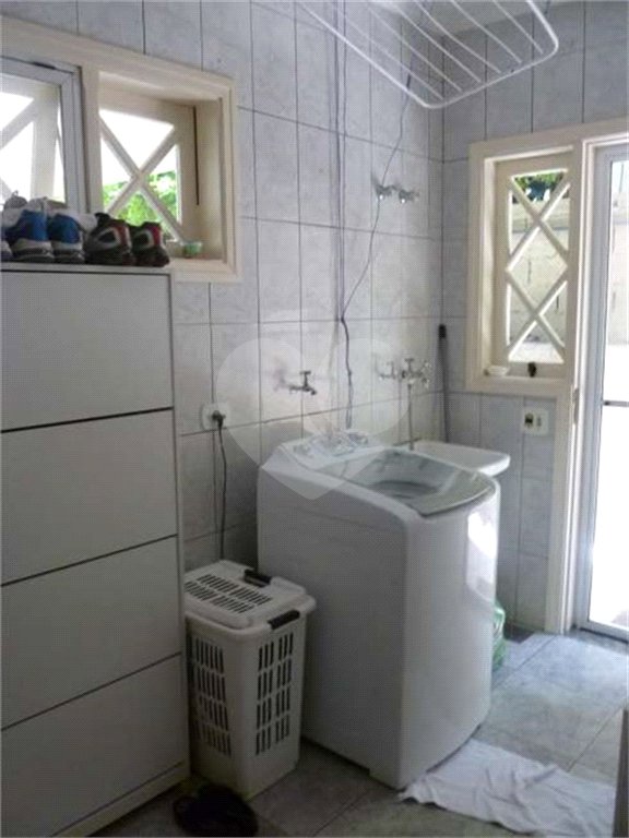 Casa à venda com 3 quartos, sendo 1 suíte, no condomínio Vivenda das Vinhas, Vinhedo - SP