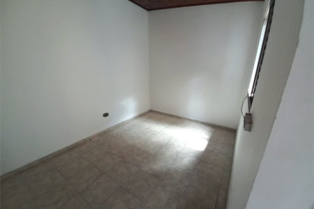 Sobrado à venda com 3 quartos em Jaguaré, São Paulo, SP