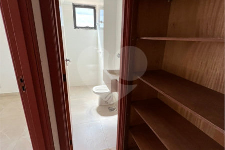 Apartamento para venda no Edifício Residencial Athenas Paulista