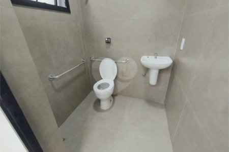 Sala Comercial de 96m2 para Locação Em frente à Prefeitura | Indaiatuba/SP