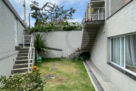 Sobrado à venda com 3 quartos, sendo 1 suíte, em Jardim do Lago, Atibaia, SP