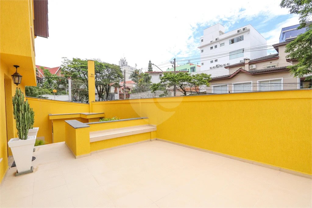 Casa à venda com 4 quartos, sendo 1 suíte, em Jardim Franca, São Paulo, SP