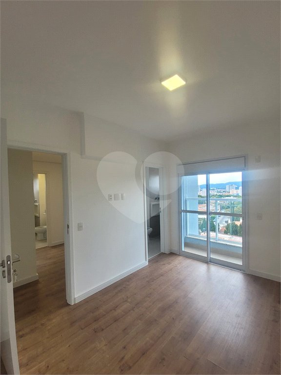 Apartamento à venda com 3 quartos, sendo 1 suíte, em Vila Helena, Atibaia, SP