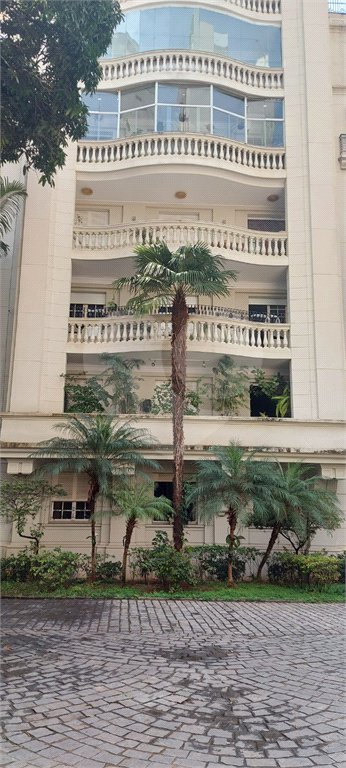 Apartamento à venda com 3 quartos, sendo 1 suíte, em Santa Cecília, São Paulo, SP