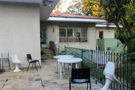 Casa à venda ou para alugar com 4 quartos, sendo 2 suítes, em Alto da Boa Vista, São Paulo, SP