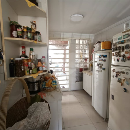 Casa à venda com 4 quartos, sendo 1 suíte,  em Jardim Armênia, Mogi das Cruzes, SP